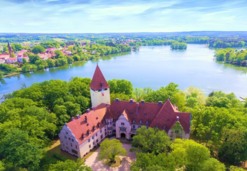 Miejsca wydarzeń - Zamek Książąt Lubomirskich w Lubniewicach